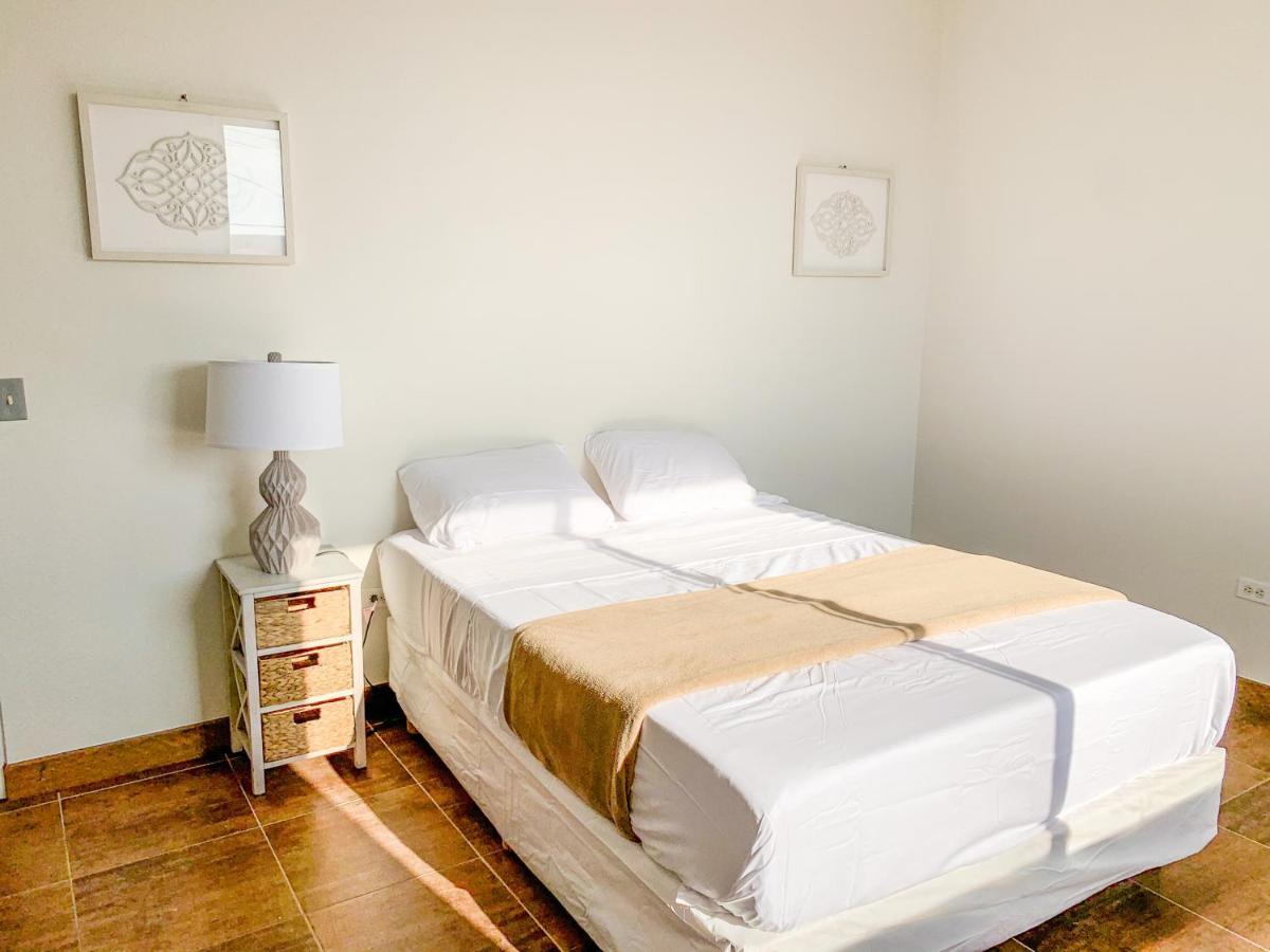 Beautiful 3 Bdr 2,5 Bath- Steps From Beach W/Pkg Тихуана Екстериор снимка